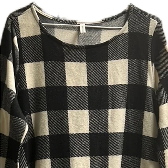 EMERALD, Checker Board Print, Scoop Neckline Shirt Dress, Black/Off White, 1X - Picture 4 of 6